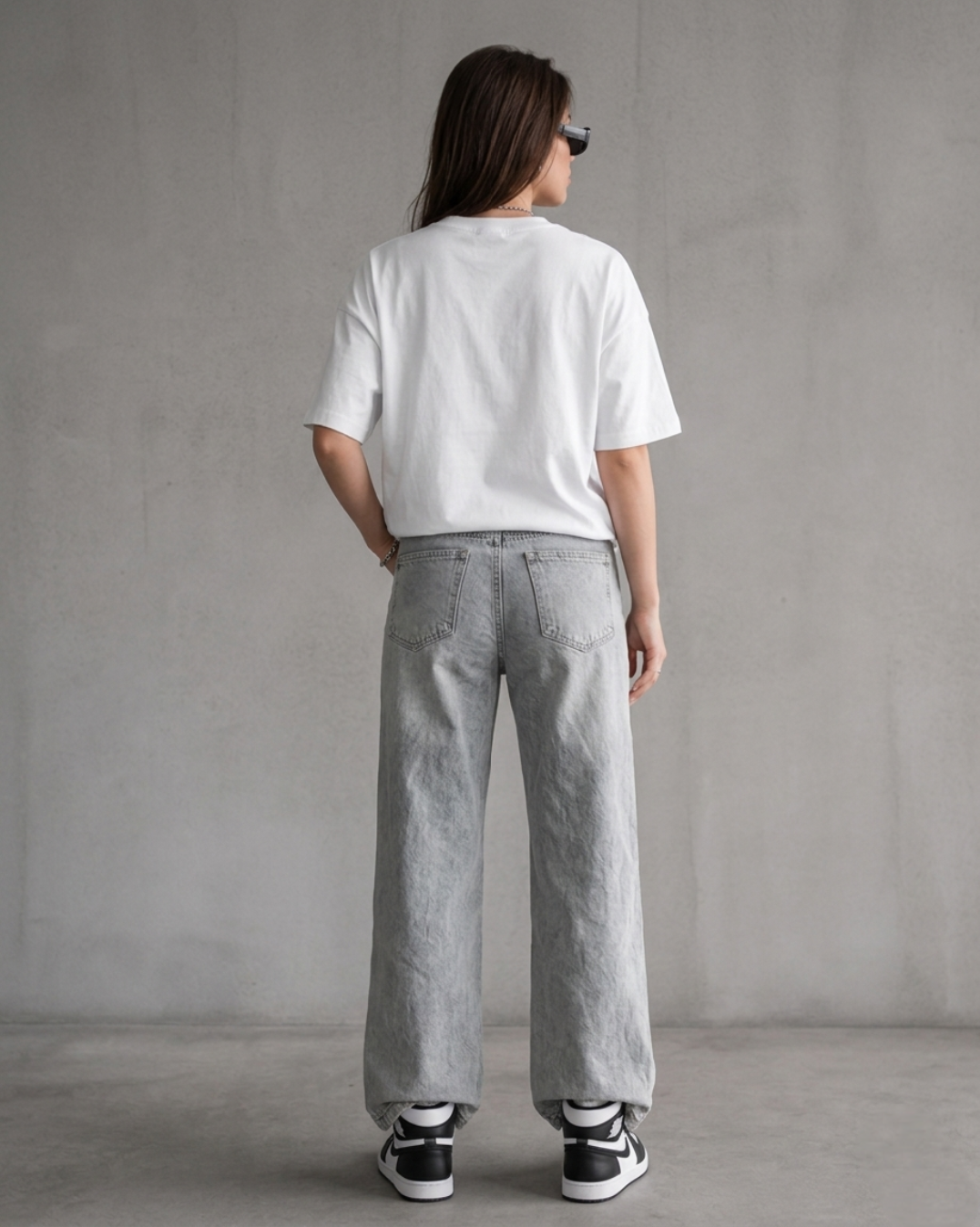 Cheers Line Art Oversized T-Shirt